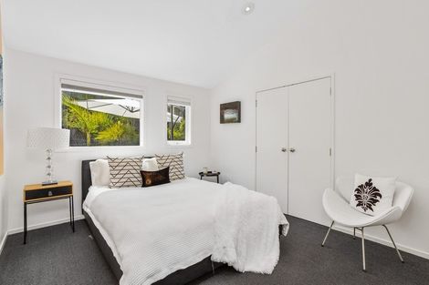 Photo of property in 141 Matipo Road, Te Atatu Peninsula, Auckland, 0610