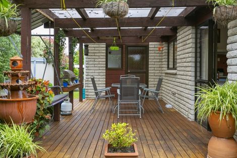 Photo of property in 12 Golders Place, Richmond Heights, Taupo, 3330