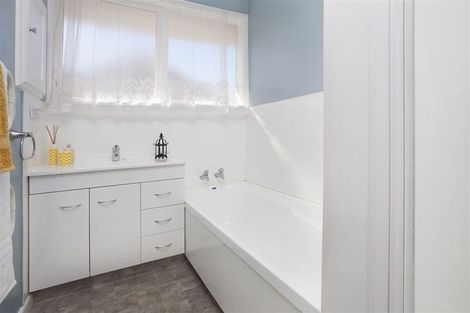 Photo of property in 25 Delph Street, Avonhead, Christchurch, 8042