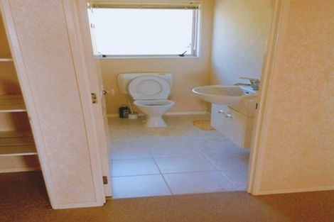Photo of property in 35 Jane Eyre Drive, Somerville, Auckland, 2014
