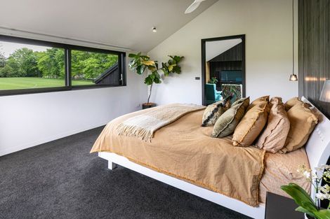 Photo of property in 60 Churchouse Road, Greenhithe, Auckland, 0632