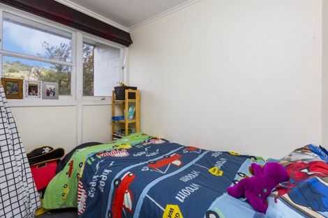 Photo of property in 24 Deller Grove, Silverstream, Upper Hutt, 5019