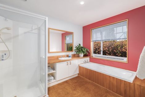 Photo of property in 31 Millcroft Place, Parklands, Christchurch, 8083