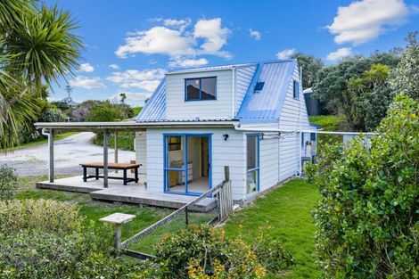 Photo of property in 18 Basil Road, Whangarei Heads, Whangarei, 0174