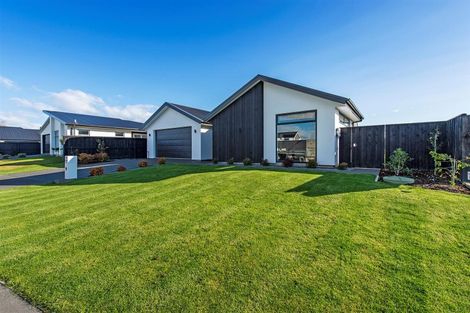 Photo of property in 11 Tulett Park Drive, Casebrook, Christchurch, 8051