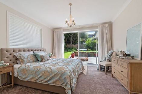 Photo of property in 59a Lonely Road, Fairview Heights, Auckland, 0632