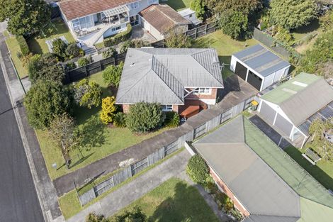 Photo of property in 20 Halberg Street, Papakura, 2110