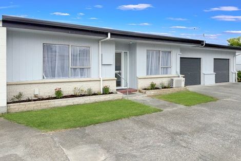 Photo of property in 2/404 Gloucester Street, Taradale, Napier, 4112