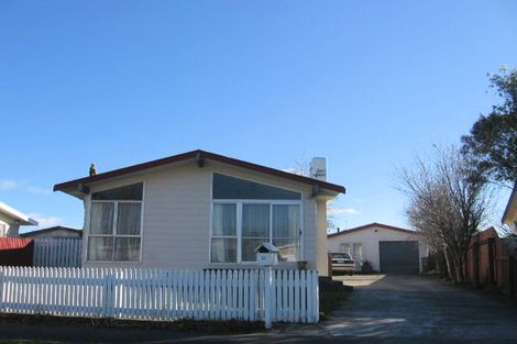 Photo of property in 33 Gemini Avenue, Milson, Palmerston North, 4414
