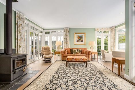 Photo of property in 4-6 Cheviot Road, Lowry Bay, Lower Hutt, 5013