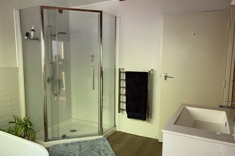 Photo of property in 15 Boylan Road, Titirangi, Auckland, 0604