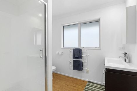Photo of property in 42 Westpark Drive, Burnside, Christchurch, 8053