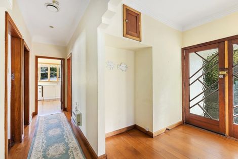 Photo of property in 14 Simla Crescent, Khandallah, Wellington, 6035