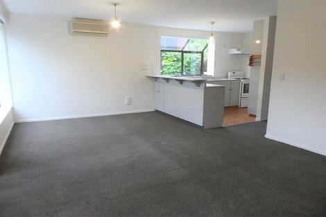 Photo of property in 27 Darvel Street, Riccarton, Christchurch, 8011