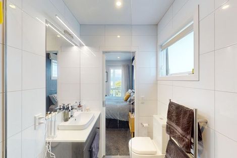 Photo of property in 74u2 Jubilee Road, Khandallah, Wellington, 6035