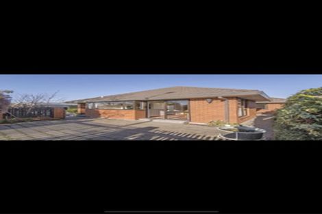 Photo of property in 423 Harewood Road, Harewood, Christchurch, 8051