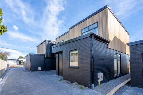 Photo of property in 60u2 Sandwich Road, Saint Andrews, Hamilton, 3200