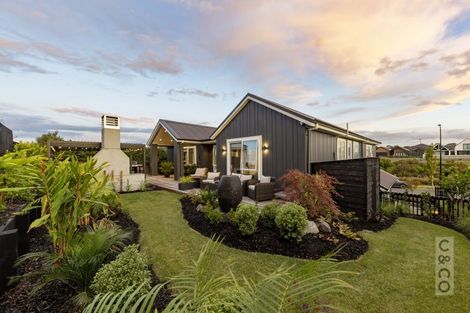 Photo of property in 61 Pitoitoi Drive, Riverhead, 0820