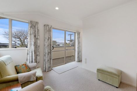 Photo of property in 2/26 Ngamotu Road, Taupo, 3330