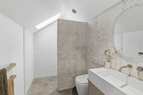 Photo of property in 41 Wiggins Street, Sumner, Christchurch, 8081