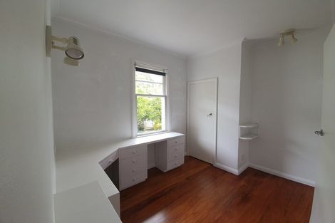 Photo of property in 42 Gloucester Street, Wilton, Wellington, 6012