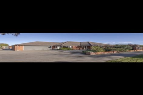 Photo of property in 423 Harewood Road, Harewood, Christchurch, 8051