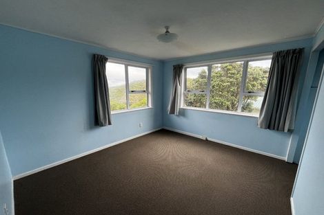 Photo of property in 25 Hiwi Crescent, Titahi Bay, Porirua, 5022
