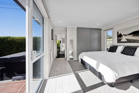 Photo of property in 1 Kepa Street, Ohawe, Hawera, 4671