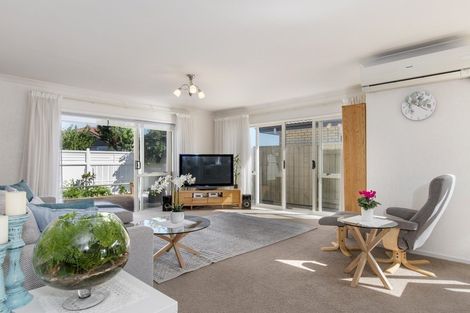 Photo of property in 2a Tekoah Place, Judea, Tauranga, 3110