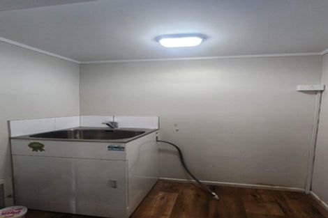 Photo of property in 308 Massey Road, Mangere East, Auckland, 2024