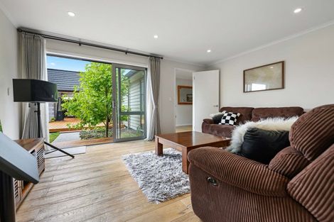 Photo of property in 5 Moemoea Place, Cambridge, 3434