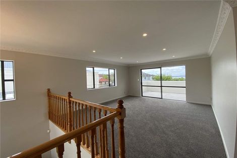 Photo of property in 439 Old Te Atatu Road, Te Atatu Peninsula, Auckland, 0610