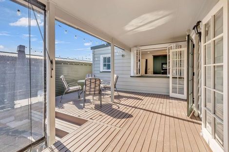 Photo of property in 8 Cochrane Street, Fairy Springs, Rotorua, 3015