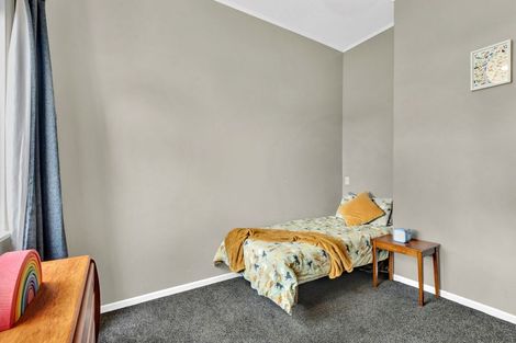 Photo of property in 5 Seymour Street, Hornby, Christchurch, 8042