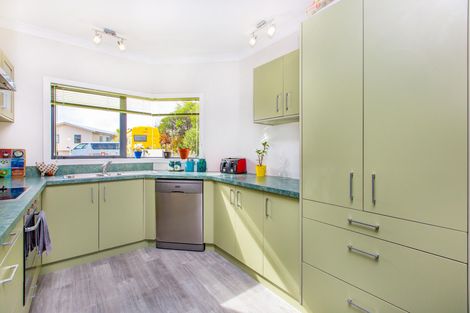 Photo of property in 25b Violet Street, Raglan, 3225