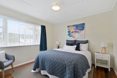 Photo of property in 9 Fitzherbert Road, Wainuiomata, Lower Hutt, 5014