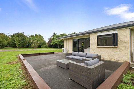 Photo of property in 16 Pukematawai Lane, Levin, 5571