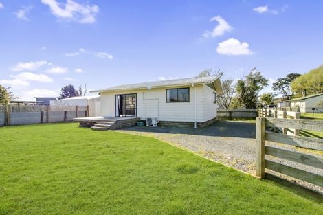 Photo of property in 45/45b Avenue Road, Foxton, 4814