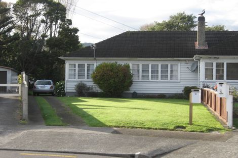 Photo of property in 11 Hodgins Grove, Naenae, Lower Hutt, 5011