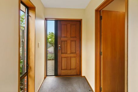 Photo of property in 113 Avonhead Road, Avonhead, Christchurch, 8042