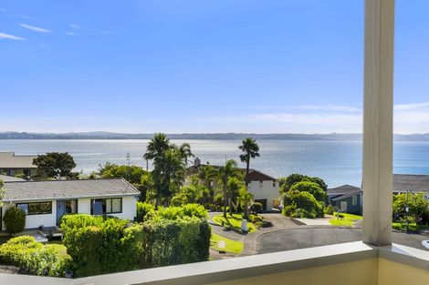 Photo of property in 13 Siesta Terrace, Gulf Harbour, Whangaparaoa, 0930