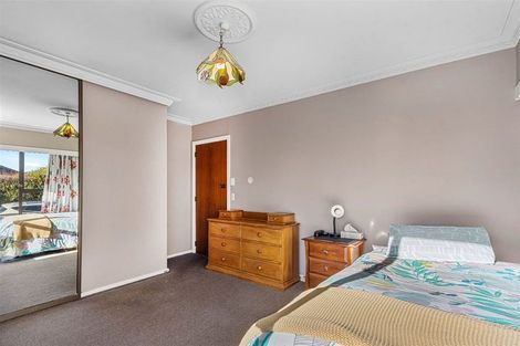 Photo of property in 23 Oriana Crescent, Hornby, Christchurch, 8042