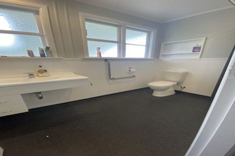 Photo of property in 18 Wavell Crescent, Lansdowne, Masterton, 5810