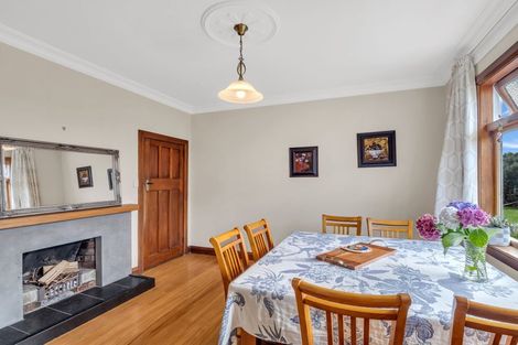 Photo of property in 13 Ross Street, Marton, 4710