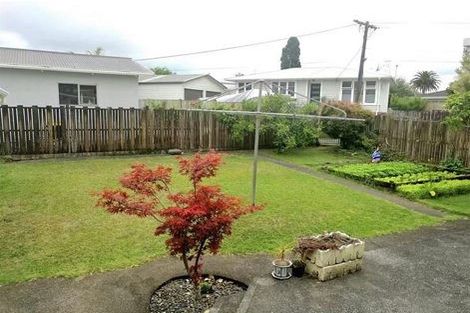 Photo of property in 11 Strid Road, Te Atatu South, Auckland, 0610