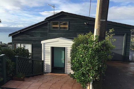 Photo of property in 19 Waru Street, Khandallah, Wellington, 6035