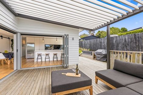 Photo of property in 16 John Andrew Drive, Warkworth, 0910