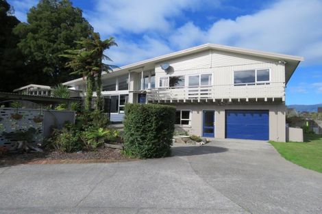 Photo of property in 35 Domett Street, Westport, 7825