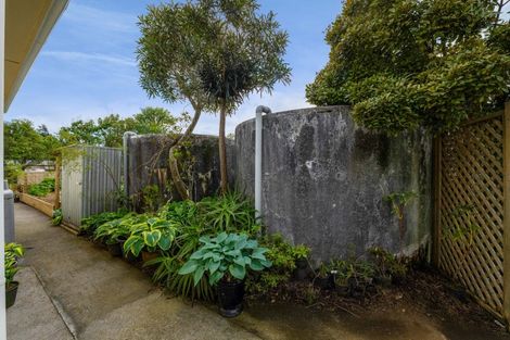 Photo of property in 275 Henwood Road, Paraite, New Plymouth, 4372