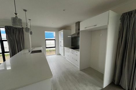 Photo of property in 61 Goodwin Crescent, Pyes Pa, Tauranga, 3112